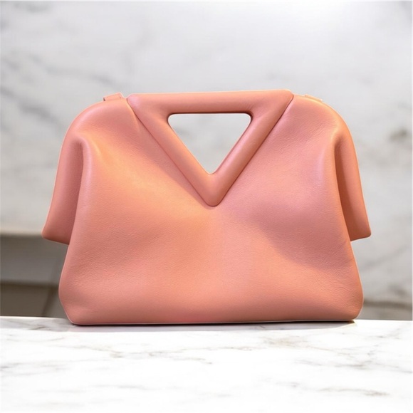 BV Bag Giveaway • Auth Bottega Veneta The Point Triangle in Peachy Pink Leather - Picture 5 of 9